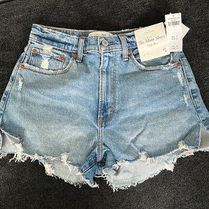 Abercrombie: Curve Love - The Mom Short High Rise 27/4